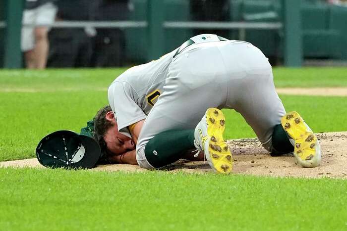 Chris Bassitt suffers facial fracture after getting hit with 100-mph line  drive; A's pitcher has normal vision 