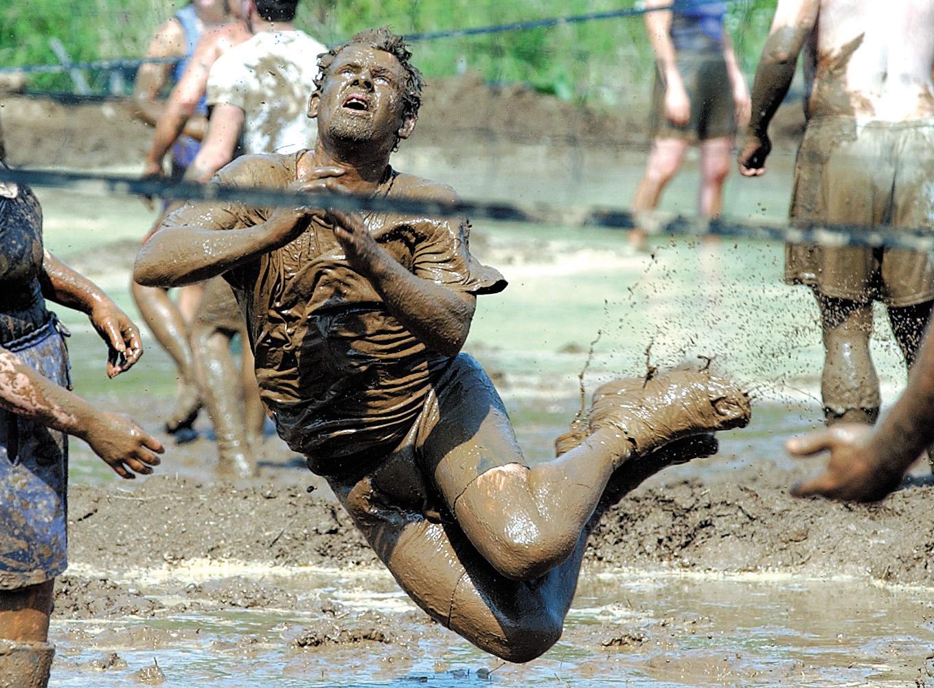 After year's hiatus, Middletown mud volleyball tourney benefit is back