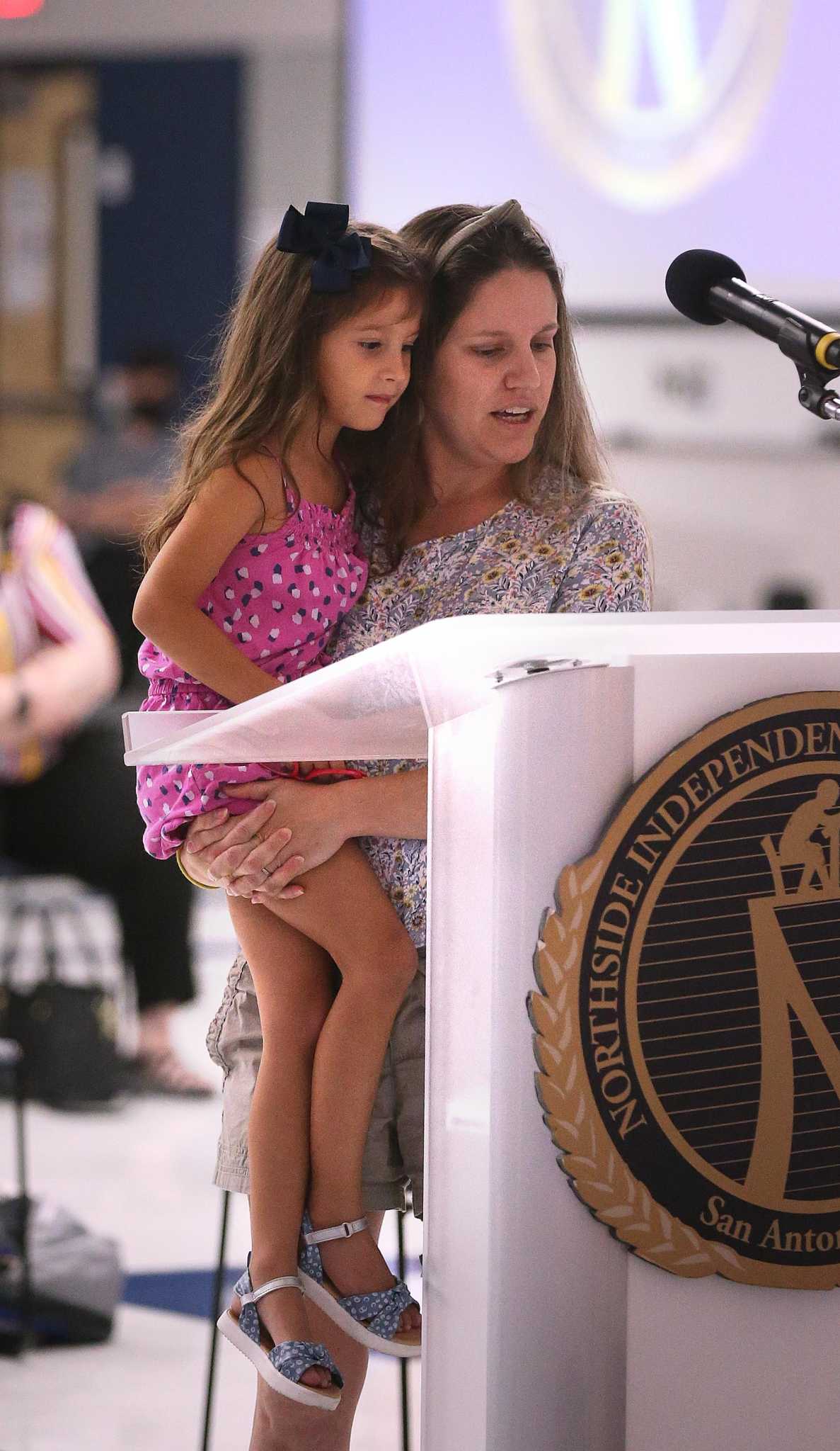 School boards in San Antonio get an earful from parents on masks - Northside ISD approves mandate - Vimarsana News