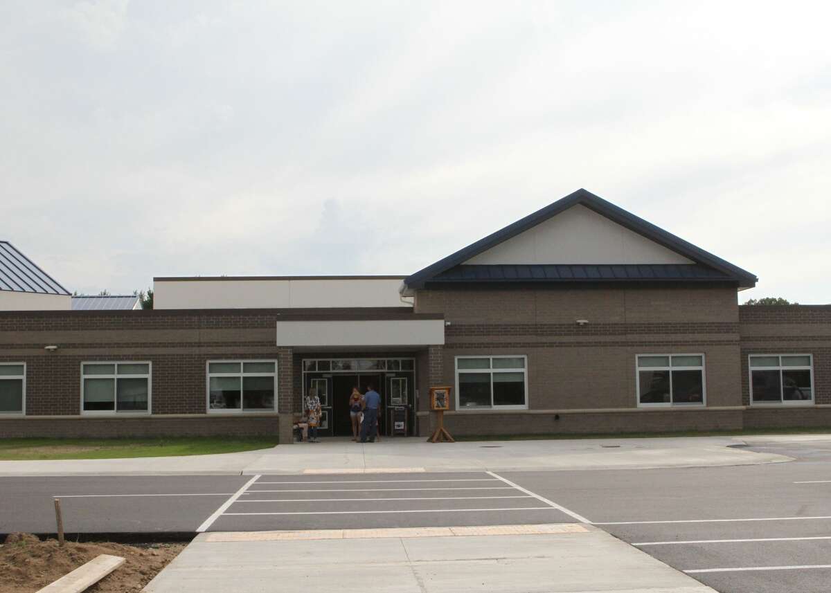 Chippewa Hills unveils new elementary school in Barryton