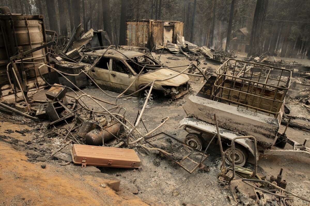 Before and after photos show Caldor Fire devastation in the Tahoe area