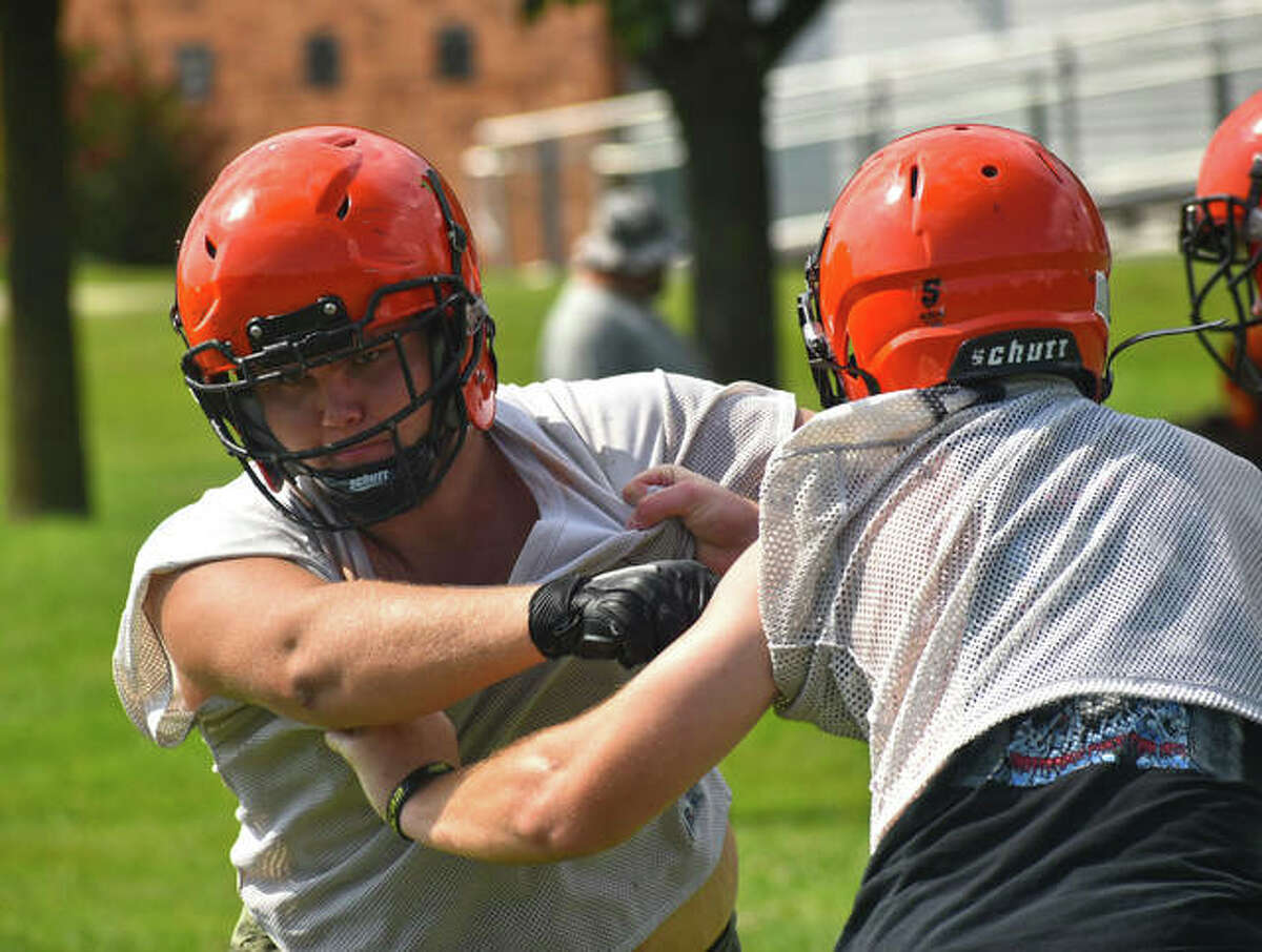 The Edwardsville football program will host its Orange and Black Scrimmage on Friday inside the District 7 Sports Complex. Bring a non-perishable item as an admission fee. The Glen-Ed Pantry benefits from the event. The night starts with the EHS Freshman scrimmage from 5 p.m. to 5:30 p.m., followed by Little Tigers Football from 5:30 p.m. to 7:15, seventh- and eighth-grade introductions from 7:15 to 7:25 p.m., EHS Sophomore scrimmage from 7:30 p.m. to 8 p.m., varsity poms and cheers from 8 p.m. to 8:15 p.m. and the Varsity scrimmage from 8:15 p.m. to 9:45 p.m.