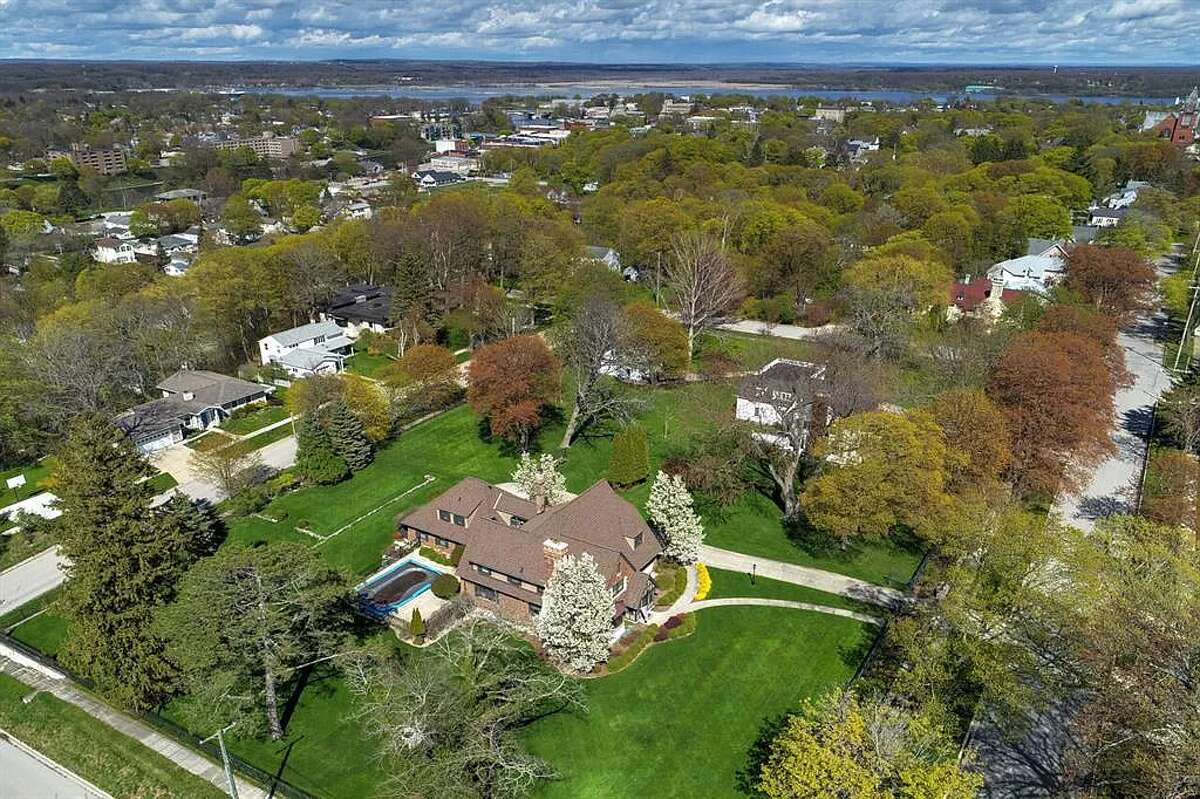 See inside 1.2 million dollar dream home in Manistee with 1acre estate