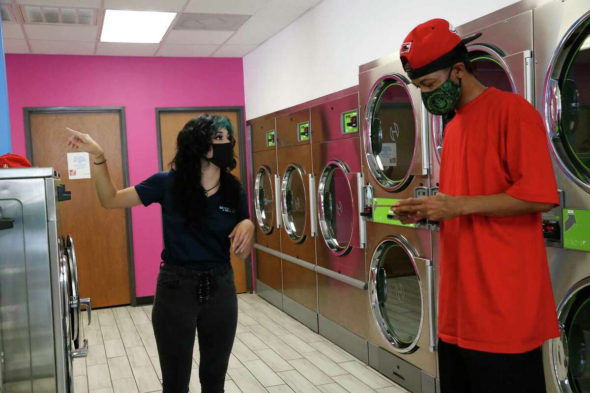 Wash and Learn Libraries Without Borders uses laundromats to expand