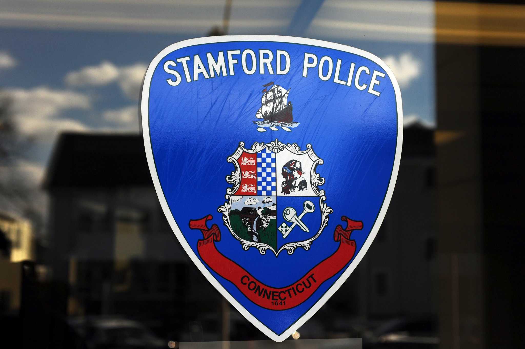 Opinion: Stamford mayor's vaccine mandate troubles police union board - Vimarsana News