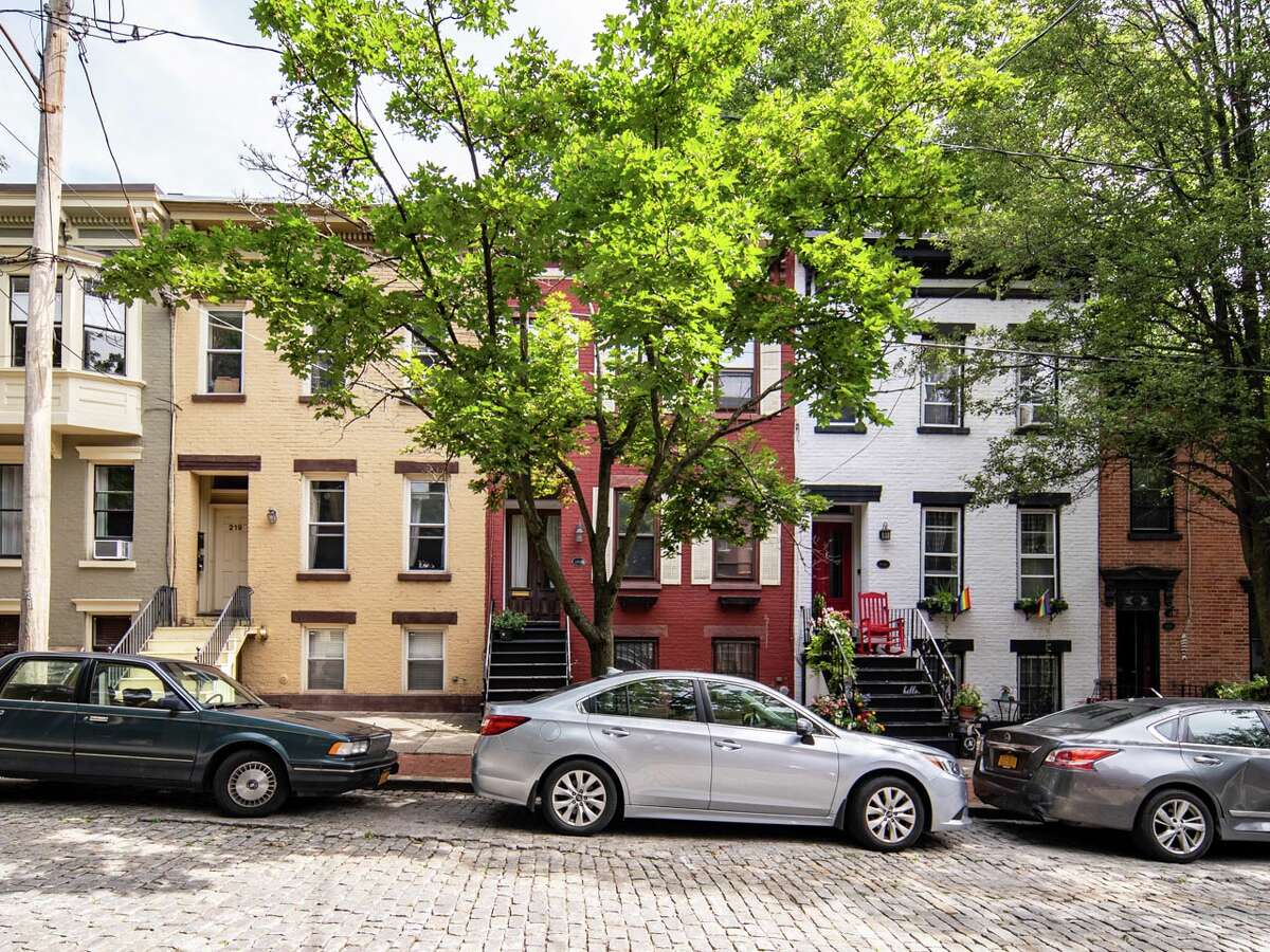 House of the Week Center Square Row House