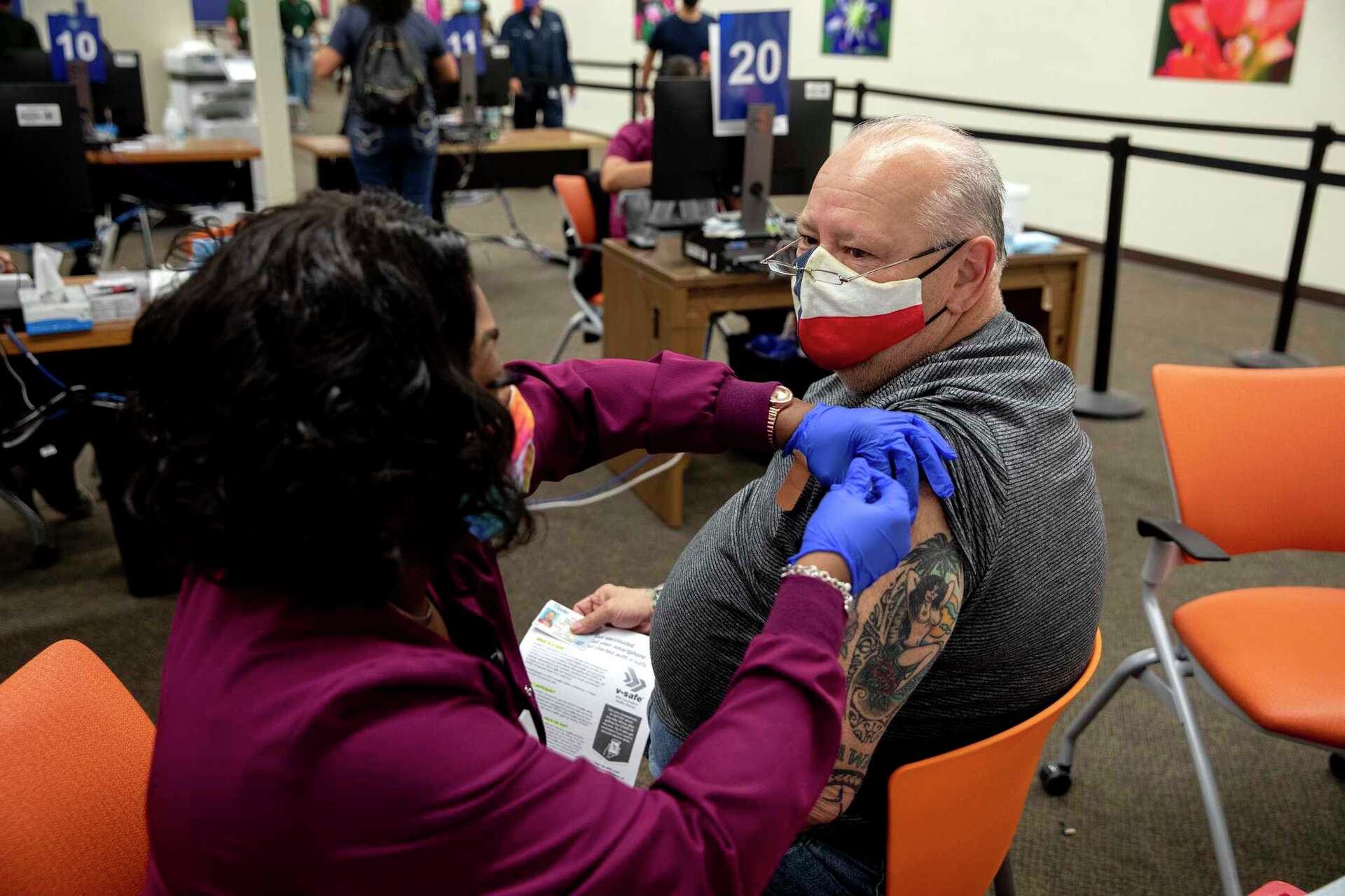 San Antonio now offers Moderna, Johnson & Johnson COVID vaccine boosters