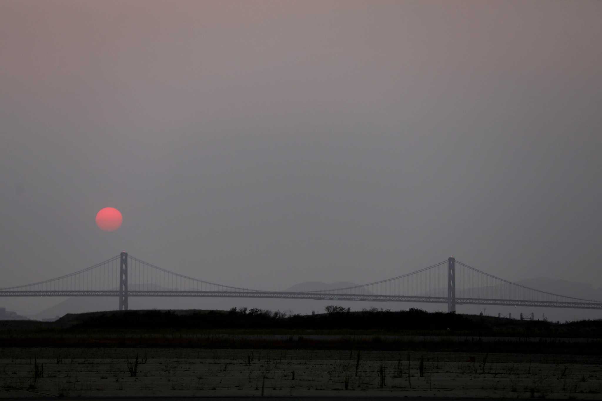 Climate change, wildfires making air quality in California worse, report finds - Vimarsana News