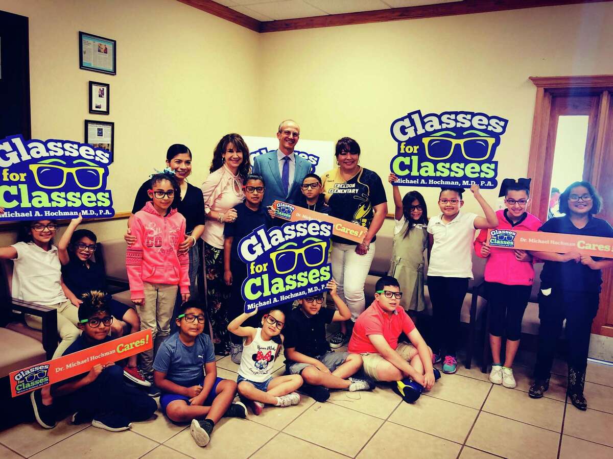 Glasses for Classes returning to Laredo