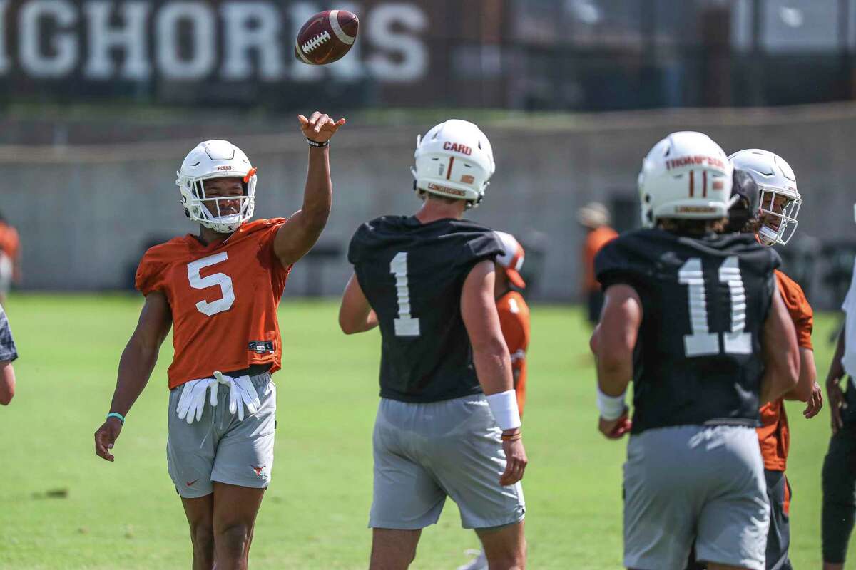 Texas Qbs Improving But Sarkisian Still Not Ready To Name A Starter