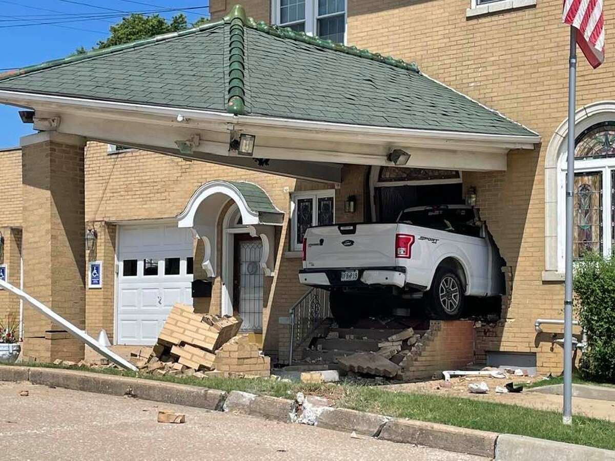 Truck crashes into Collinsville funeral home