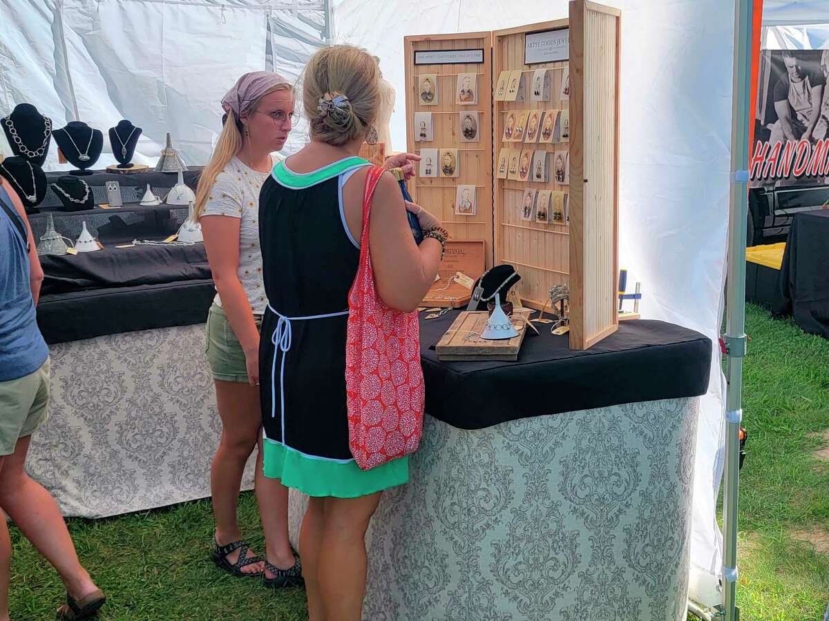 PHOTOS Frankfort Art Fair back in action