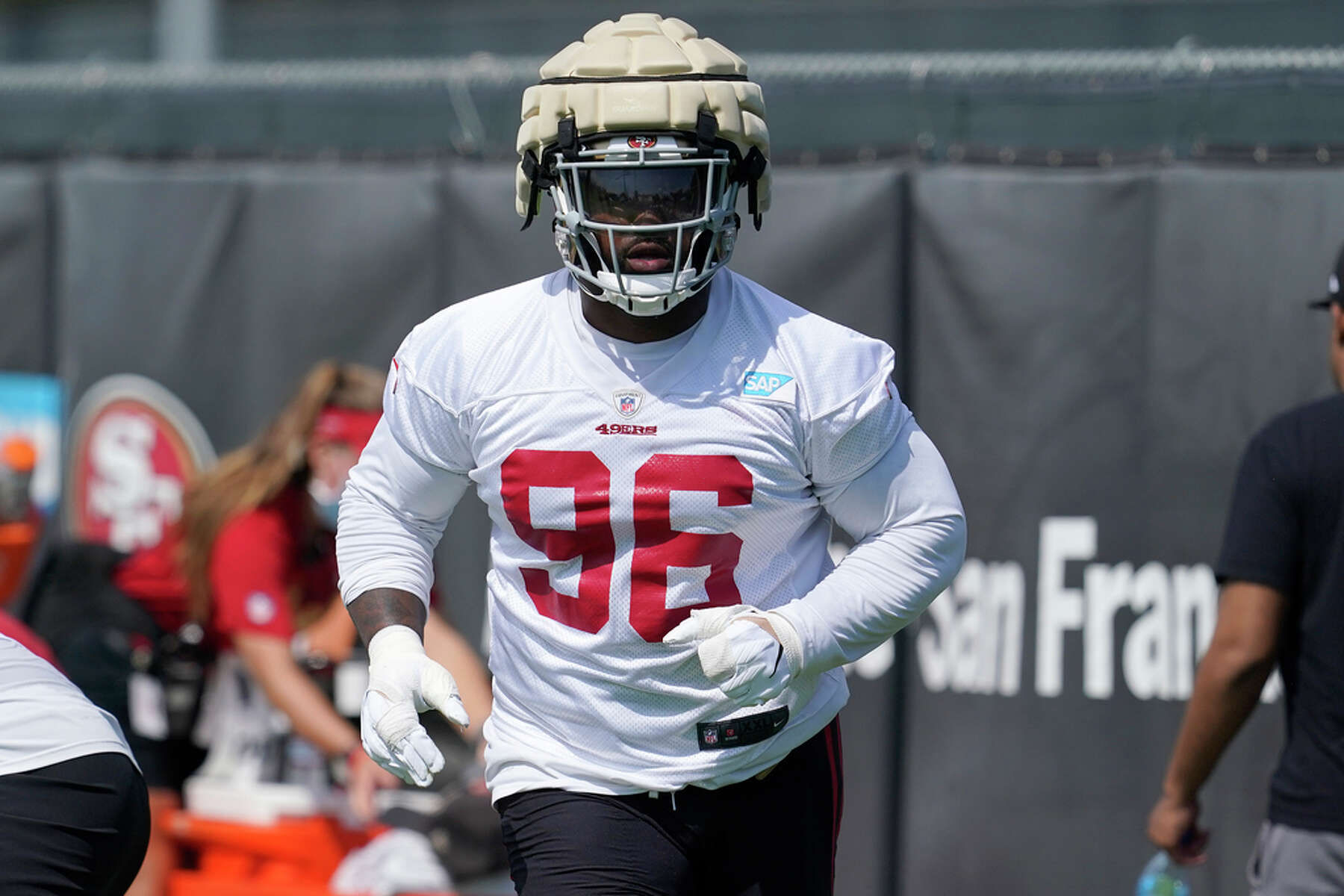 49ers Lose 2 Defensive Players To Injuries