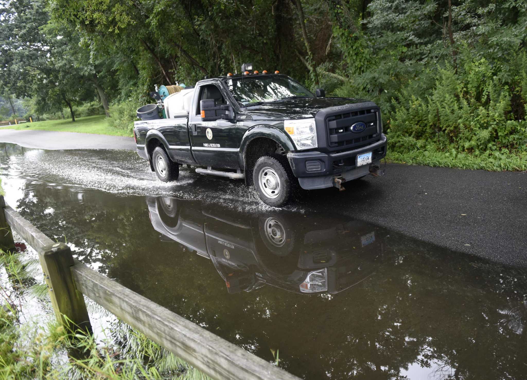 Weakened Henri drops inches of rain Monday before leaving CT - Vimarsana News