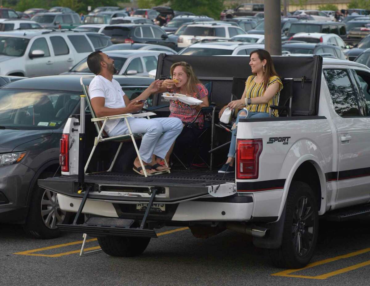 Danbury Fair mall to bring back fireworks for Labor Day weekend