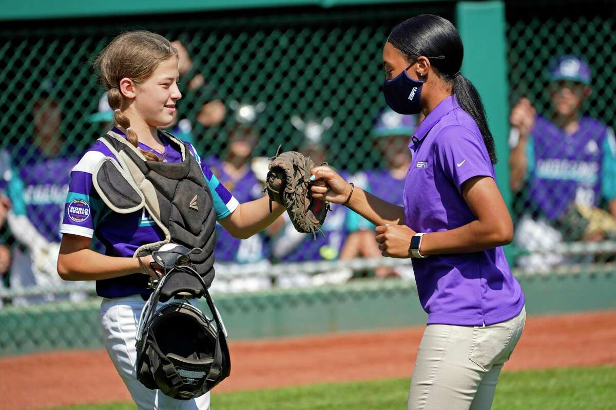 Mo'ne Davis, First Girl to Win Little League World Series, Discusses Impact  on Life