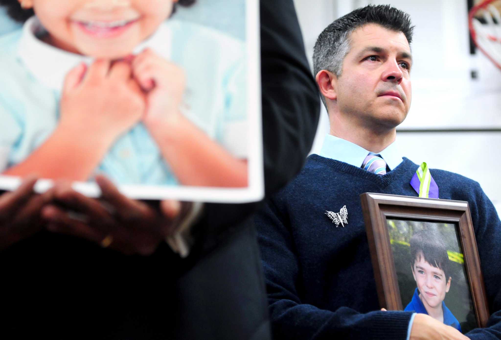 Running for Dylan: Sandy Hook father Ian Hockley honors son, spreads hope - Vimarsana News