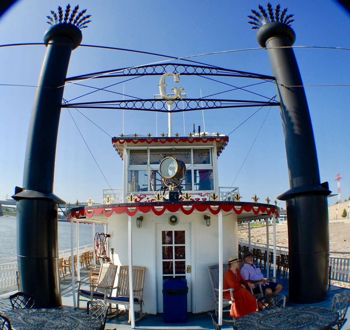 Spirit of Peoria provides a nostalgic journey along the river