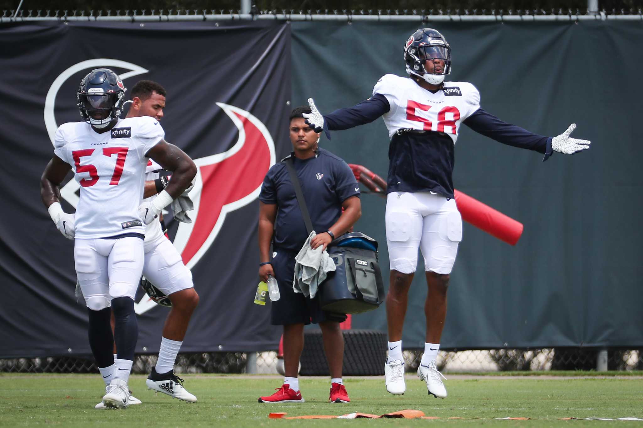 Houston Texans linebacker Kevin Pierre-Louis (57) defends during