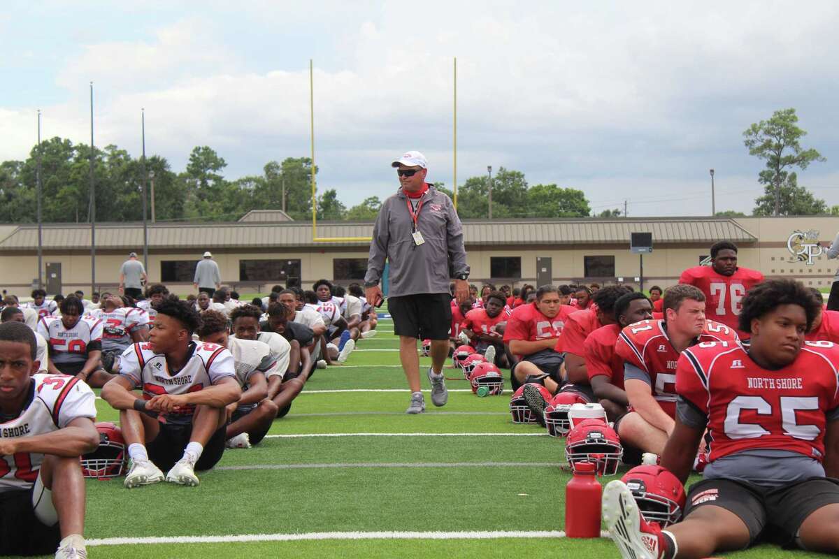 Football No 4 North Shore Looking To Make A Run At State Title