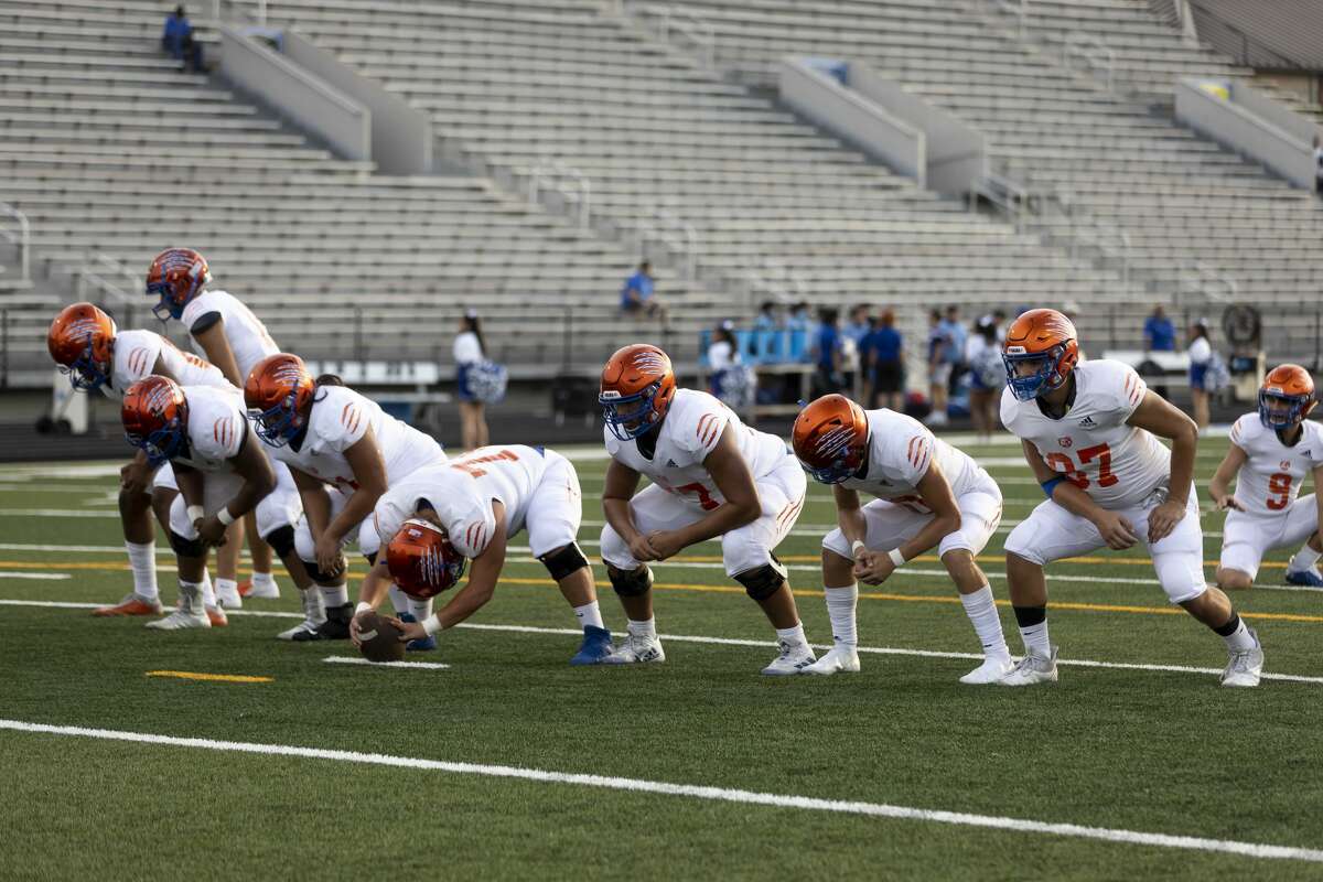 Grand Oaks dominates in seasonopening win against Aldine