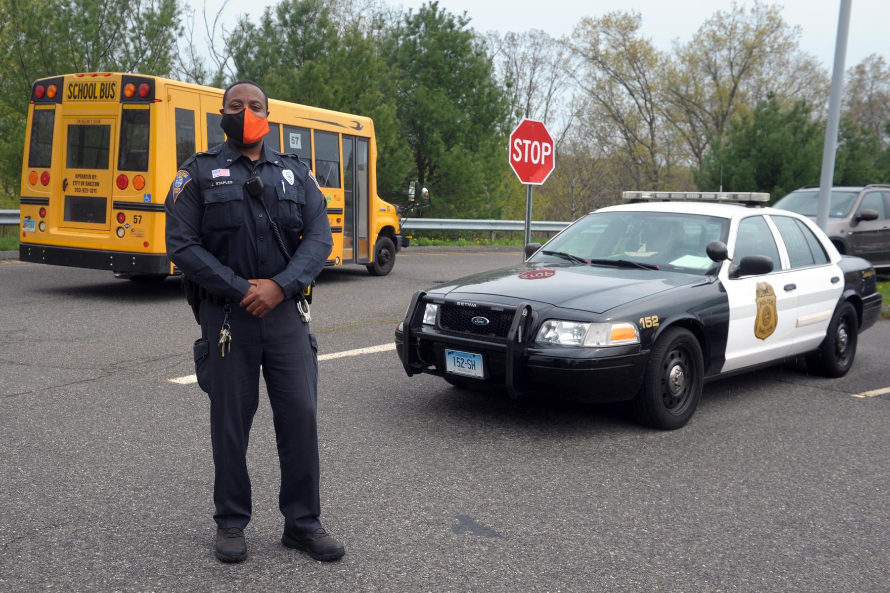 'Enjoy Christmas with a gift': Shelton officer wants to stuff a cruiser with toys - Vimarsana News