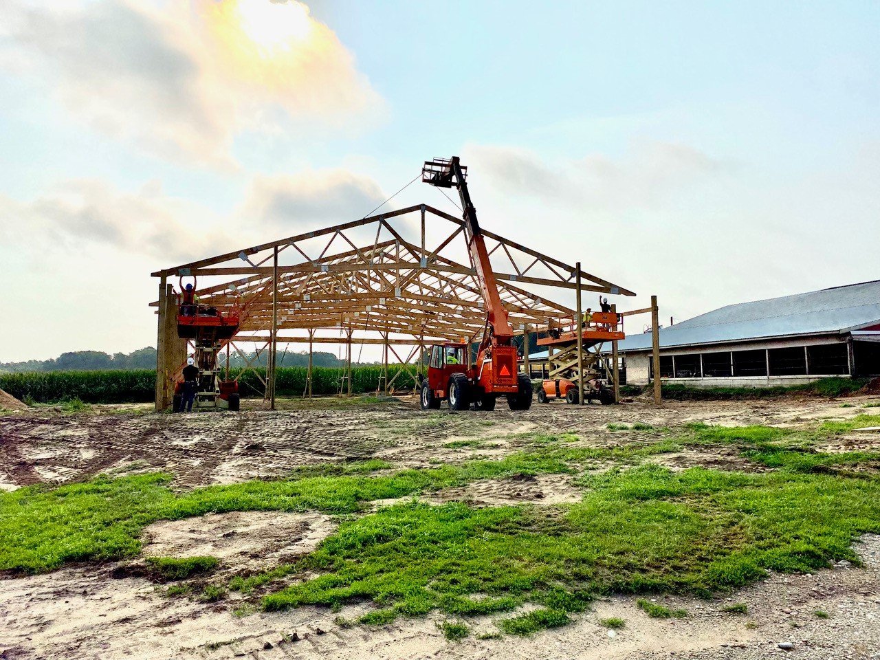 Reed City farmers use robotics to feed animals