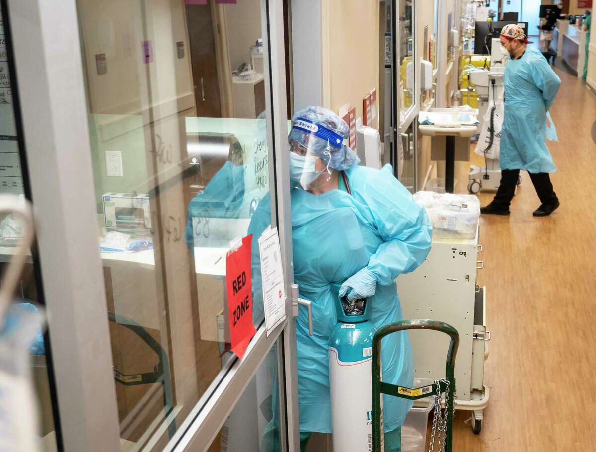 Memorial Hermann Hospital in Houston is packed with COVID patients in January. Hospitals are again overflowing, and a reader wonders why this isn’t enough to deter anti-vaccine and anti-mask sentiment.