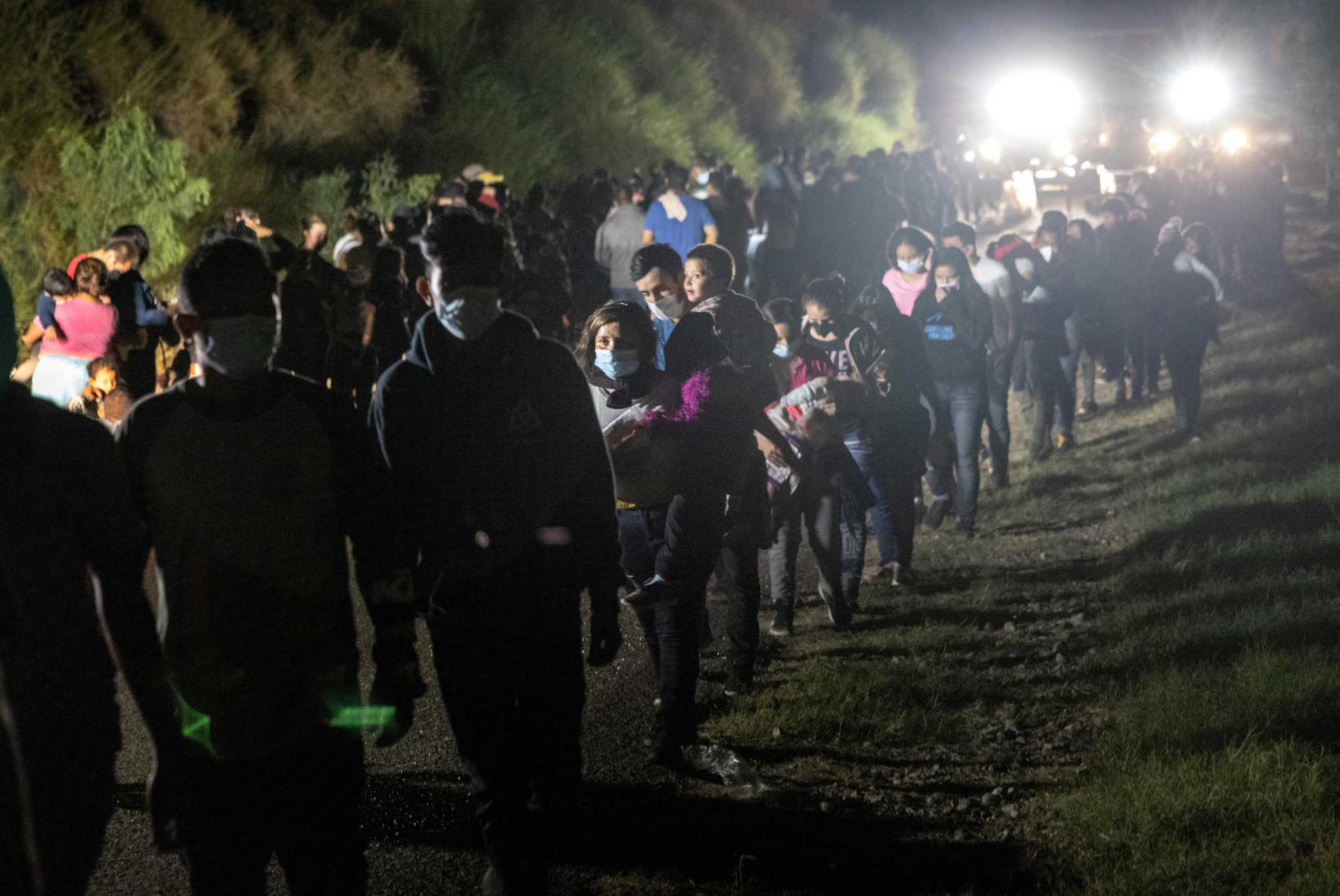 Republicans push $1.8 billion for border security through Texas House - Vimarsana News