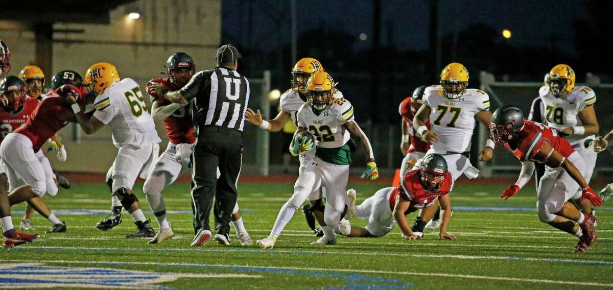 High School Football Holmes opens season with rout of LEE