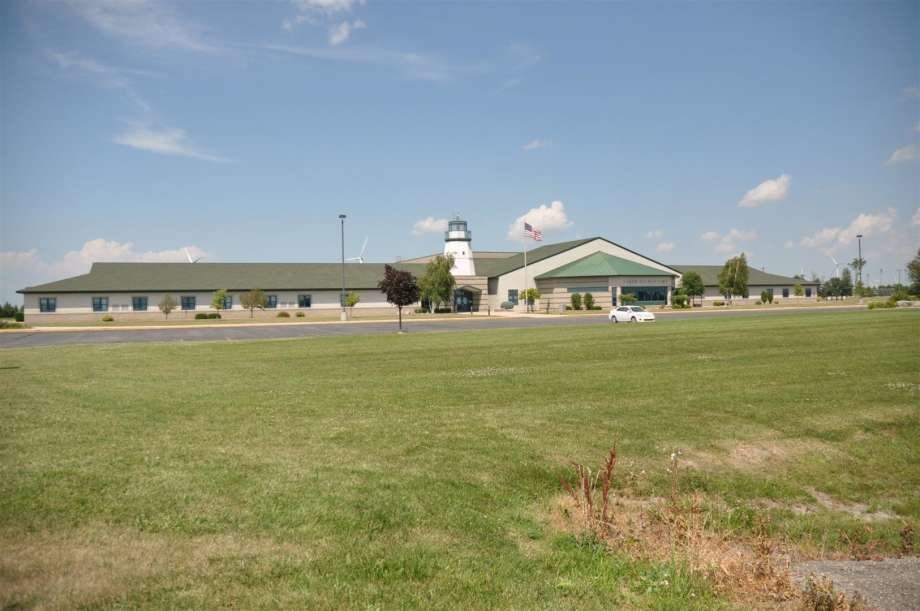 Pigeon Chamber of Commerce collecting school supplies