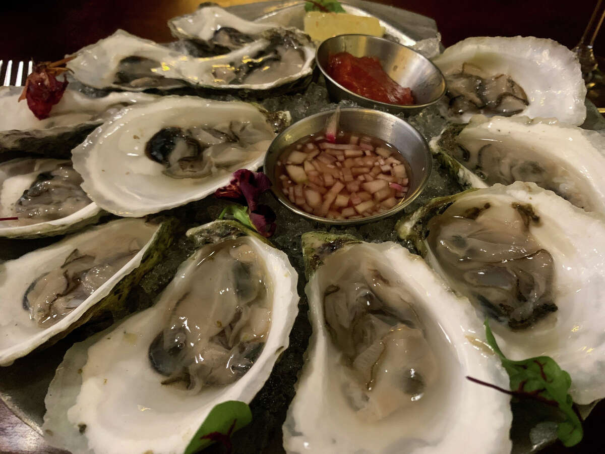 Jack's Oyster House opens raw bar