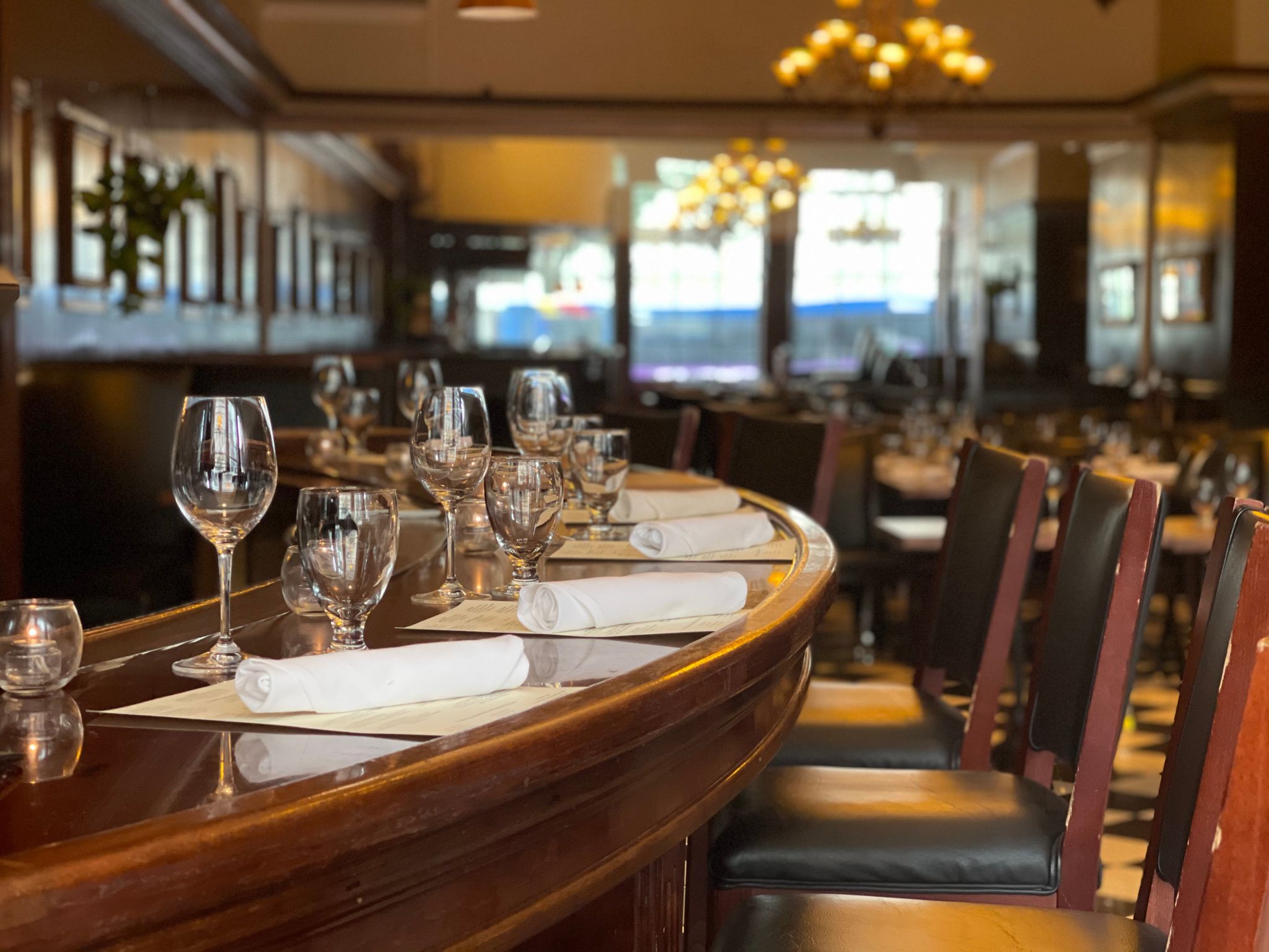 Jack's Oyster House opens raw bar