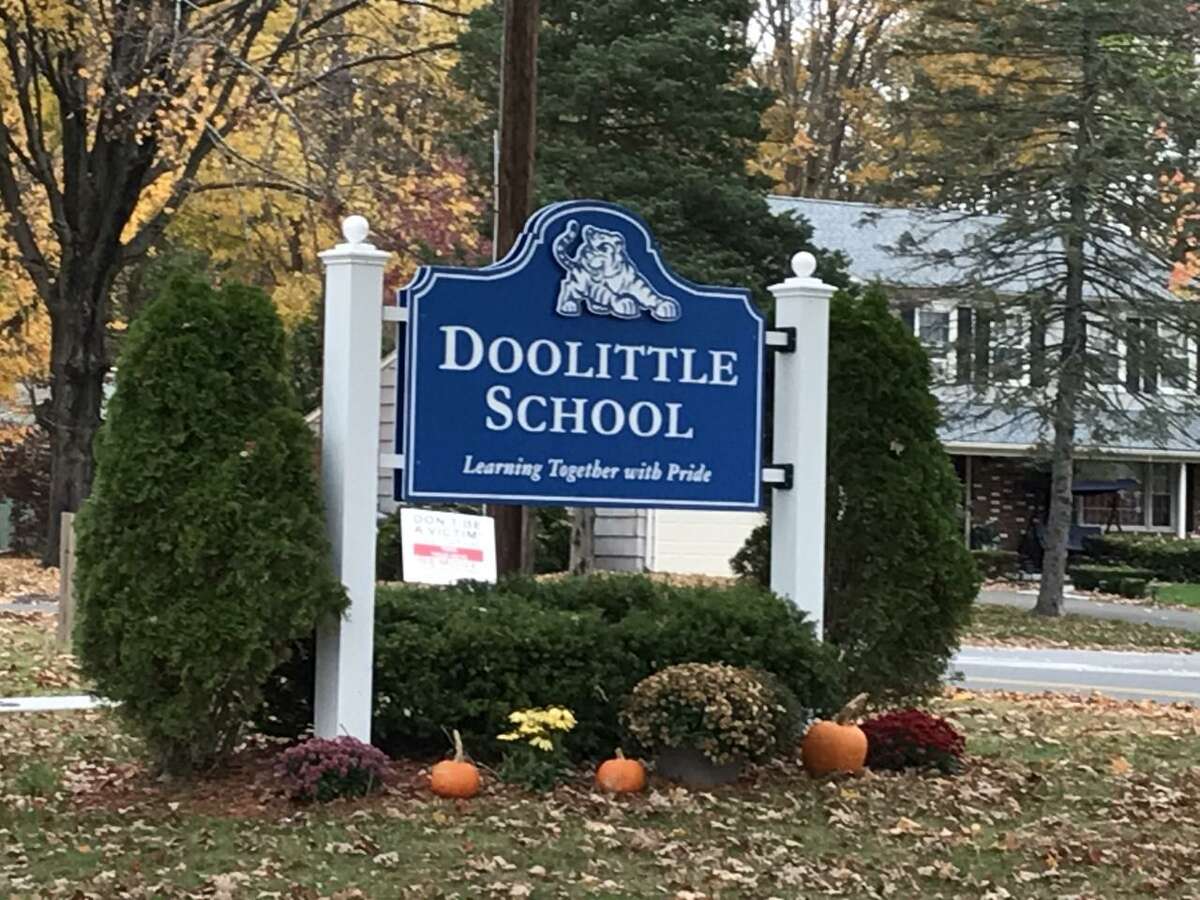 Cheshire’s Doolittle Elementary School opening postponed due to mold