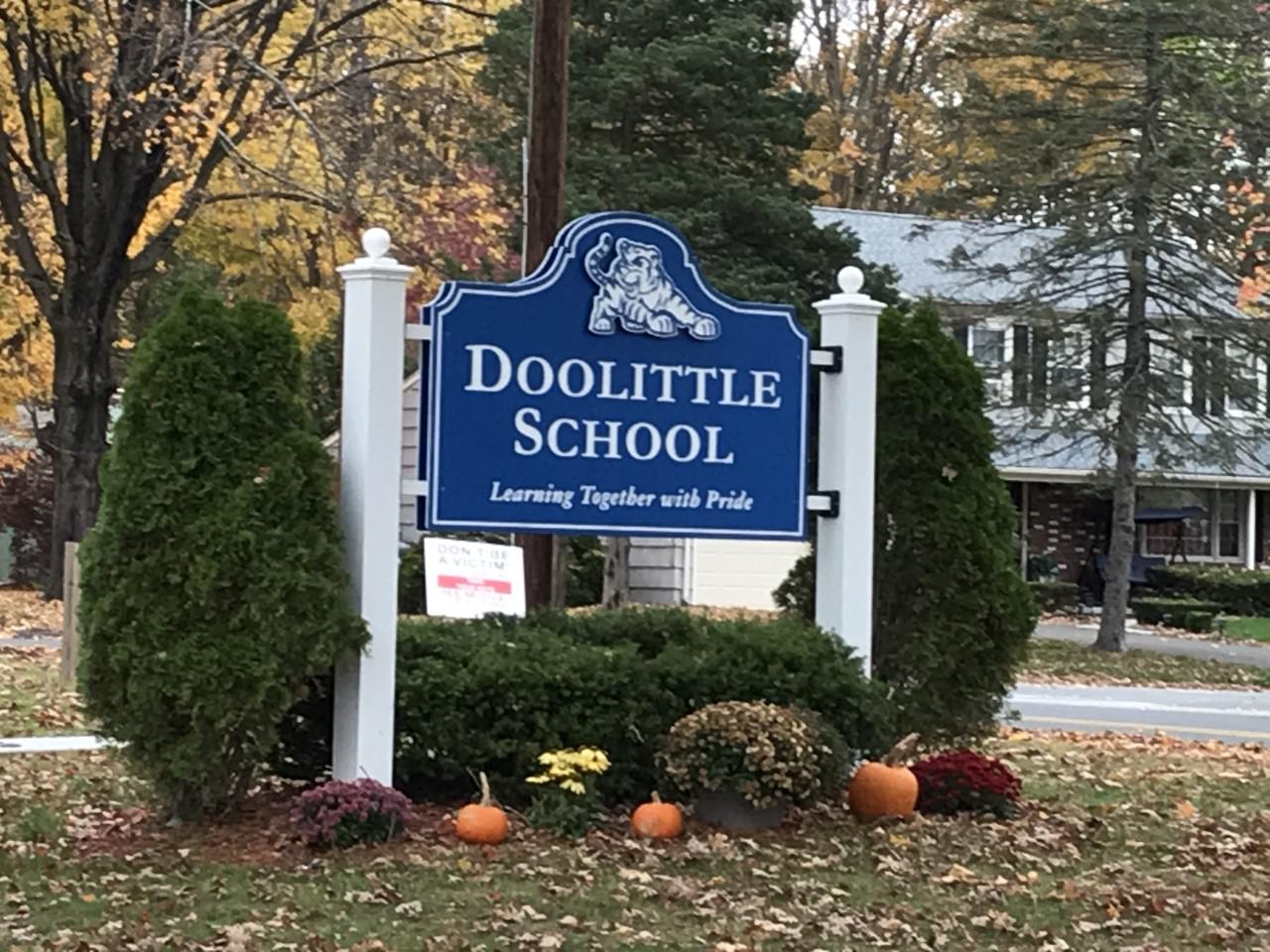 Cheshire’s Doolittle Elementary School opening postponed due to mold