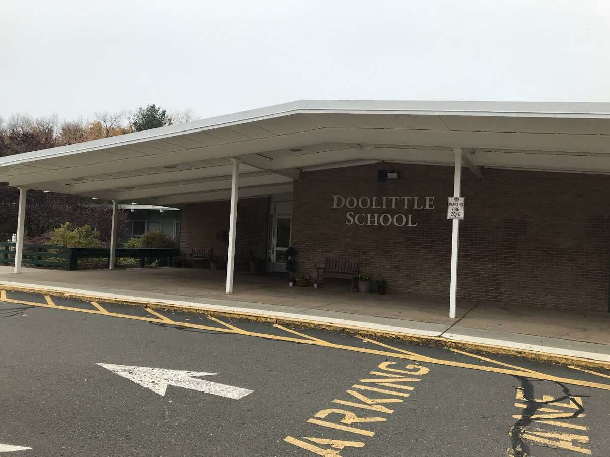 Cheshire’s Doolittle Elementary School opening postponed due to mold