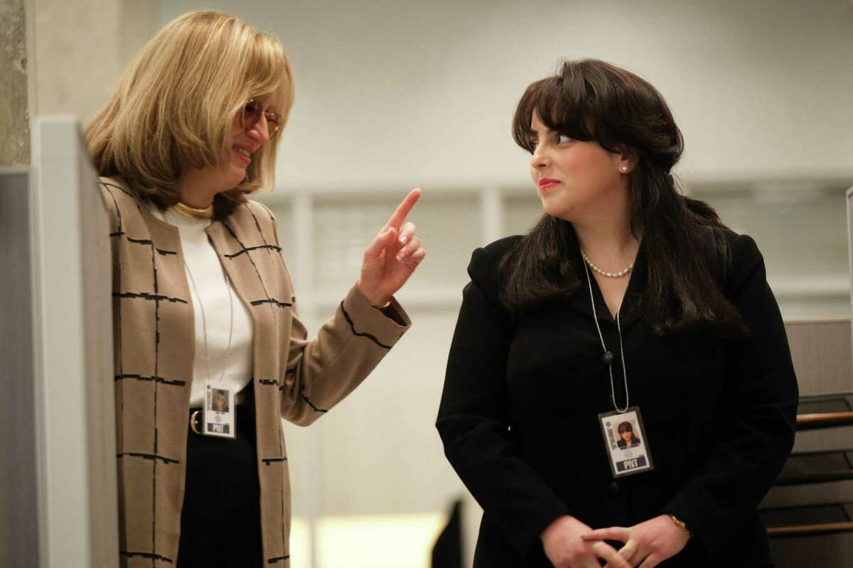 Emmy winner Sarah Paulson (left) plays Linda Tripp, the embittered civil servant who betrays her friend Monica Lewinsky (Beanie Feldstein) by secretly taping their intimate conversations about Bill Clinton in FX’s “Impeachment: American Crime Story.”