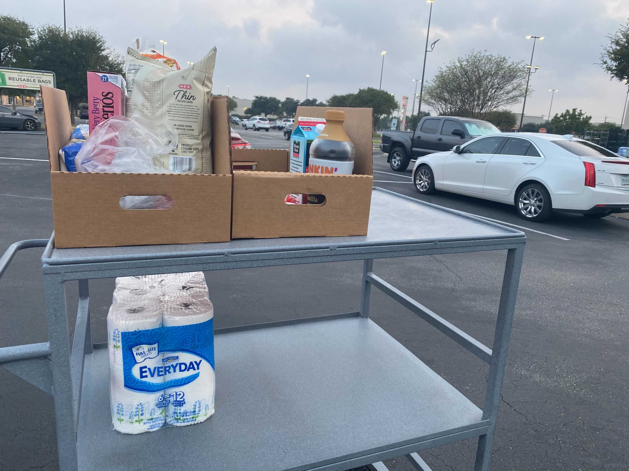 H-E-B Rolls Out Curbside Pilot Program At San Antonio Store