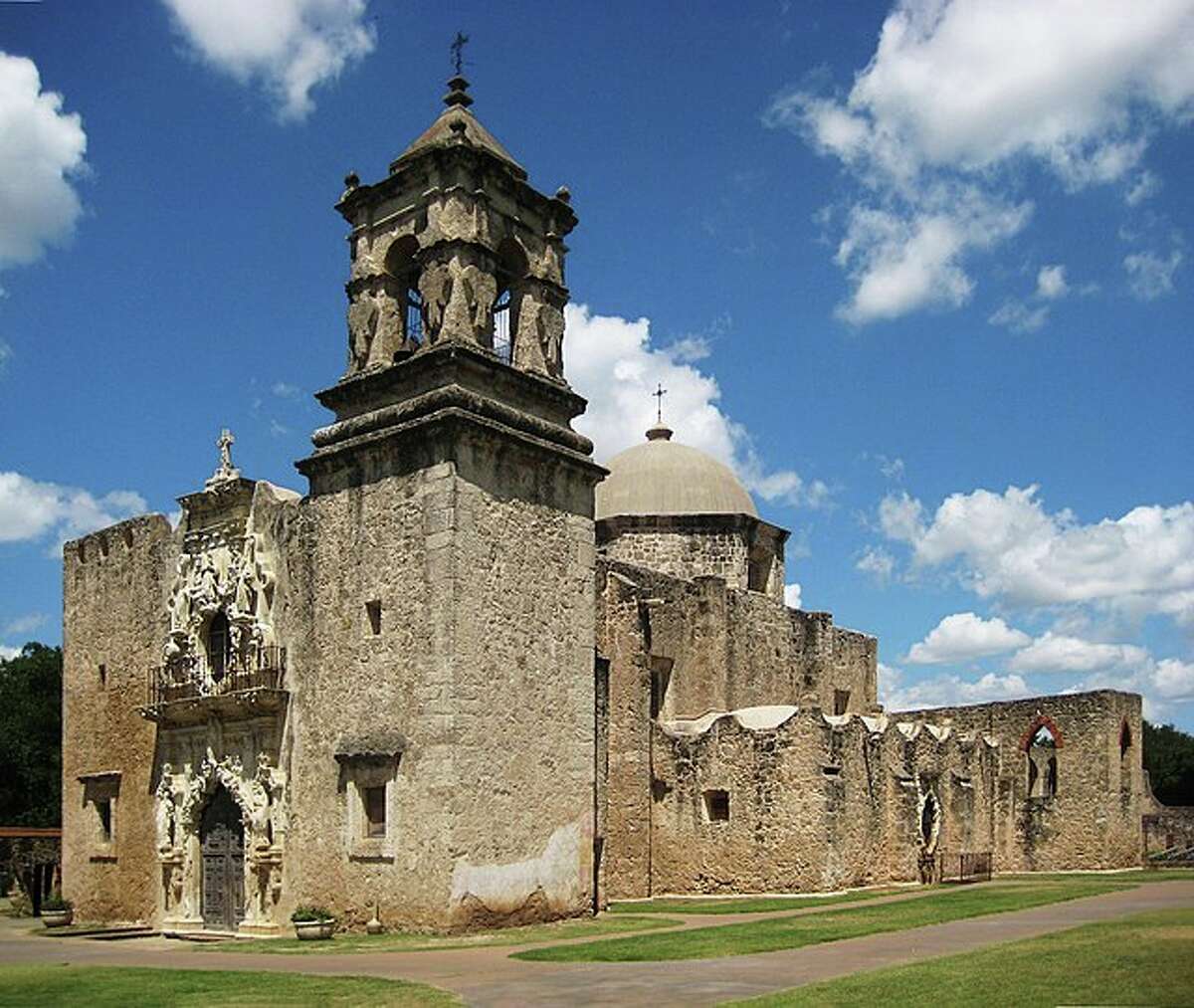 Explore the history of Texas on foot.