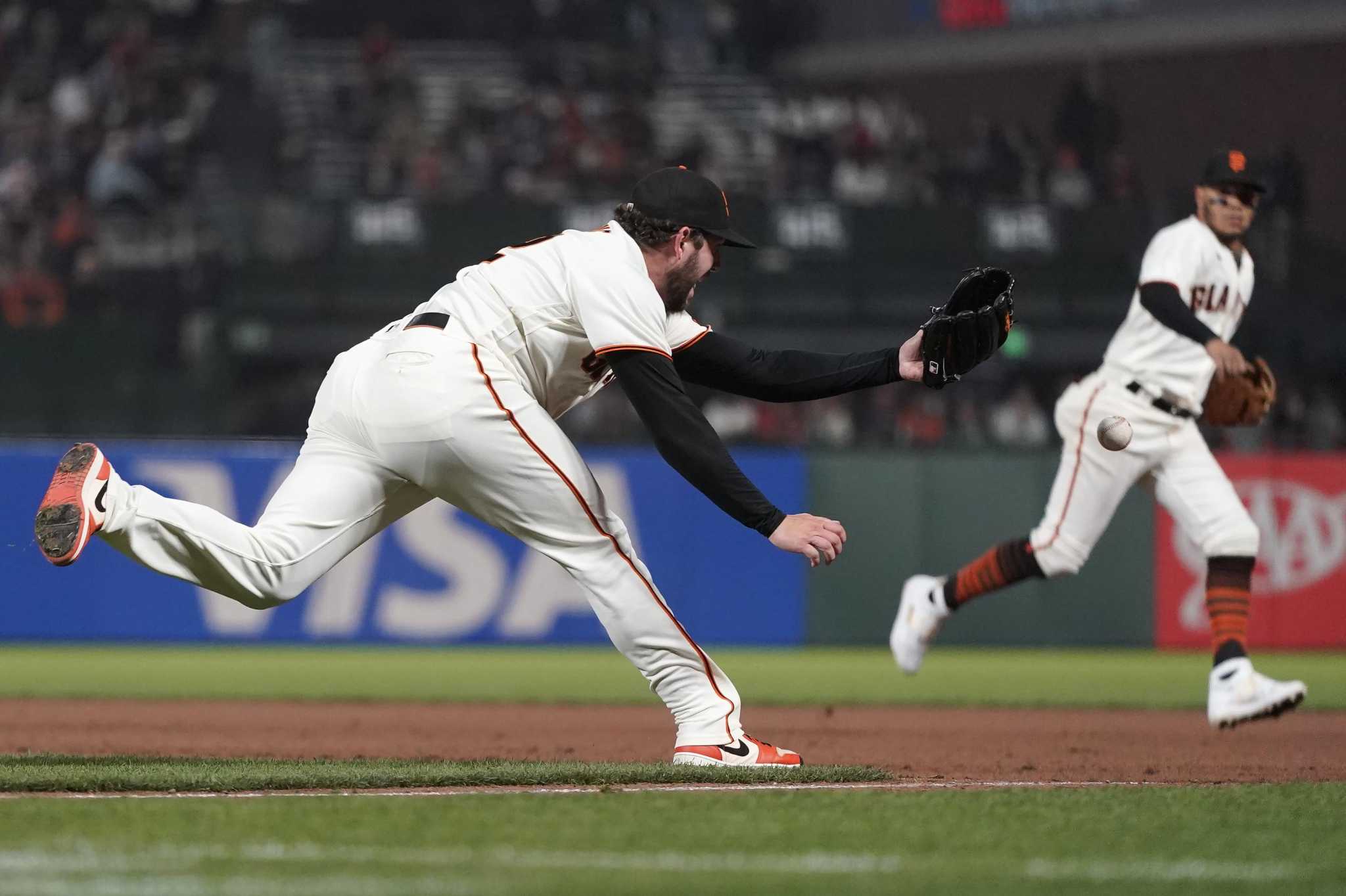 SF Giants blown out by Dodgers, fall from first to third place