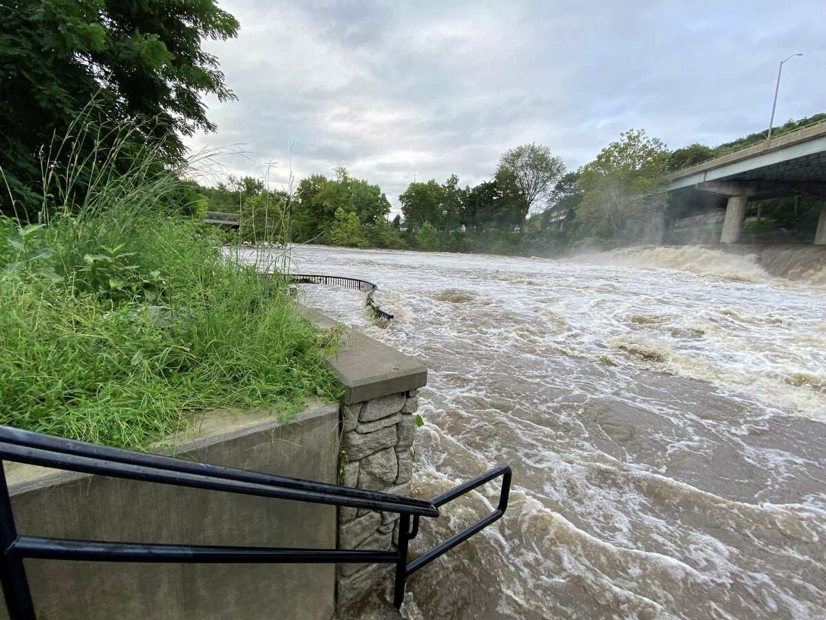 Ida causes overnight flooding in greater Bridgeport and the Valley