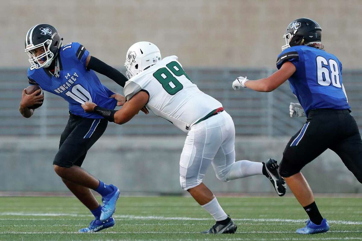 FOOTBALL New Caney continues winning ways against Kingwood Park