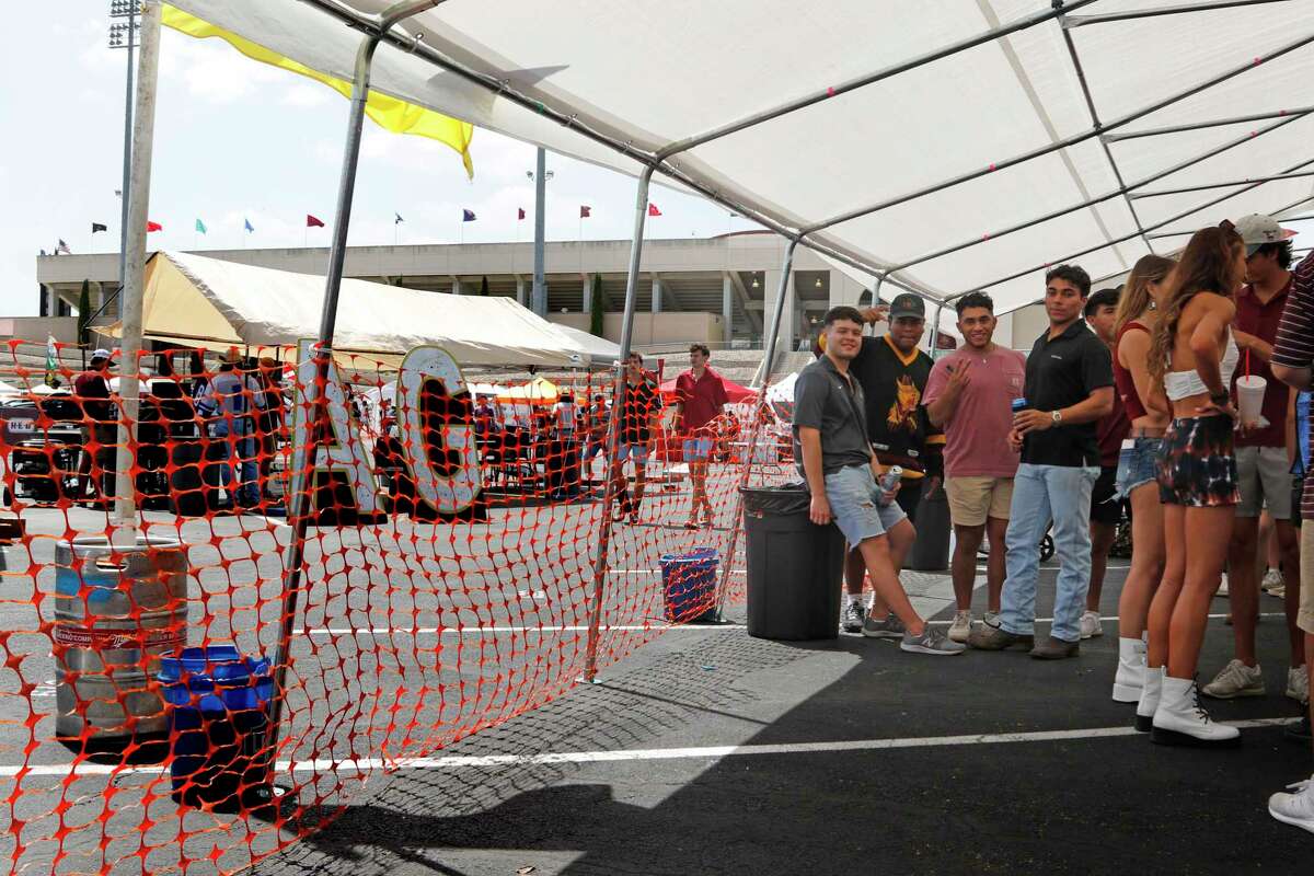 Texas State tailgating, punted in 2020, returns despite COVID surge