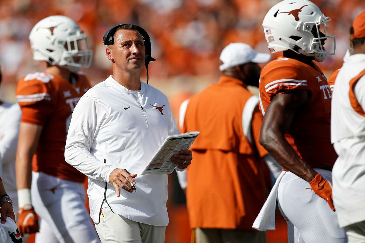 AUSTIN, TEXAS - SEPTEMBER 04: Head coach Steve Sarkisian of the Texas Longhorns looks at the scoreboard in the second quarter against the Louisiana Ragin' Cajuns at Darrell K Royal-Texas Memorial Stadium on September 04, 2021 in Austin, Texas. (Photo by Tim Warner/Getty Images)