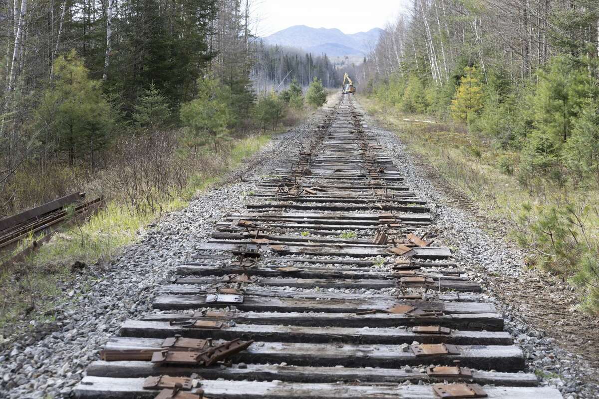 Adirondack Rail Trail provides opportunities to park and ride