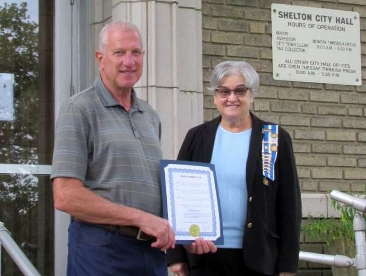 Shelton Mayor Lauretti with Sarah Riggs Humphreys-Mary Silliman (SRH-MS) Chapter Regent Patricia King. Lauretti proclaimed Sept. 17 to 23, 2021, as Constitution Week.