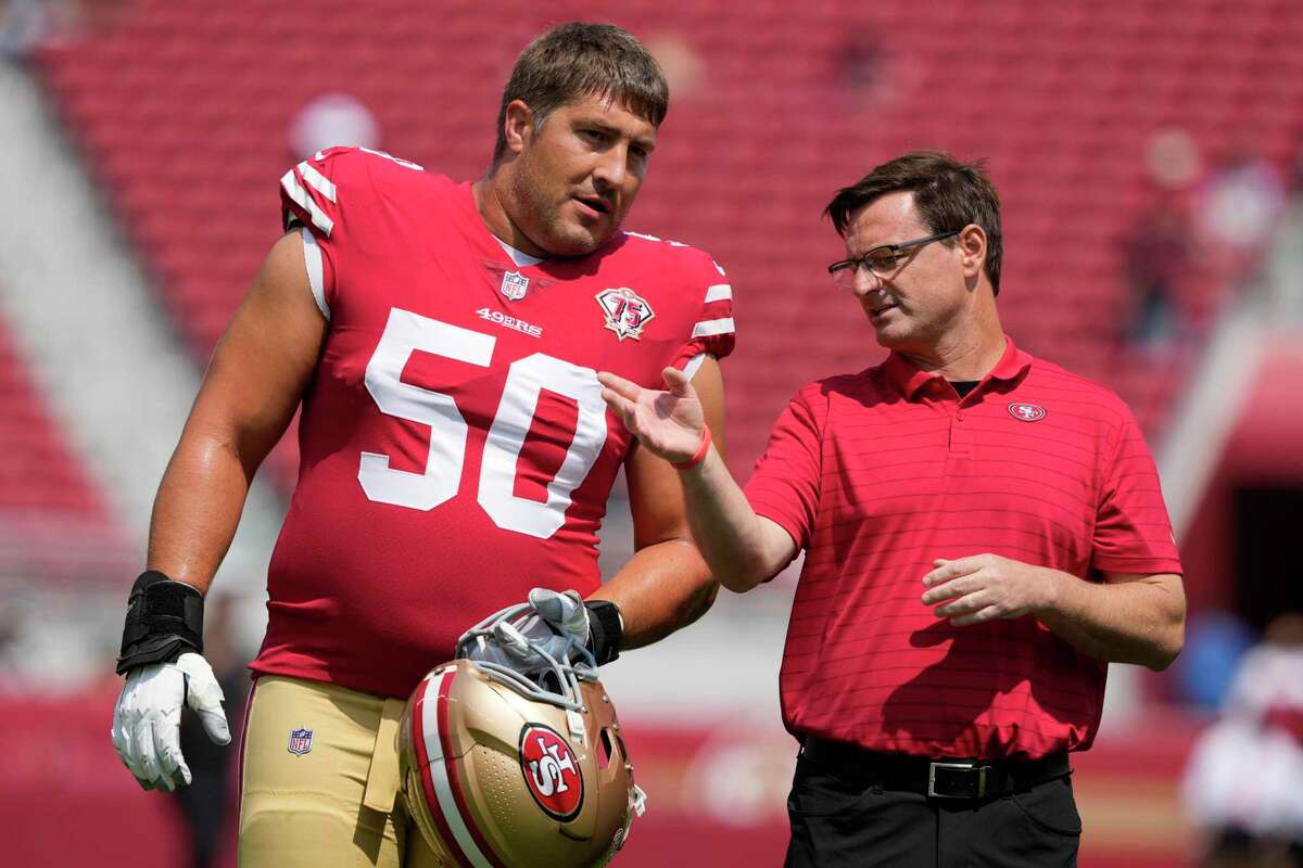 49ers quarterbacks have been working through center Alex Mack's