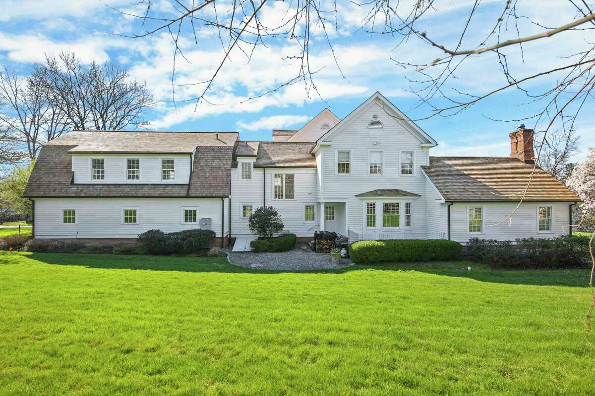 On the Market Home set on part of Martha Stewart’s original Westport