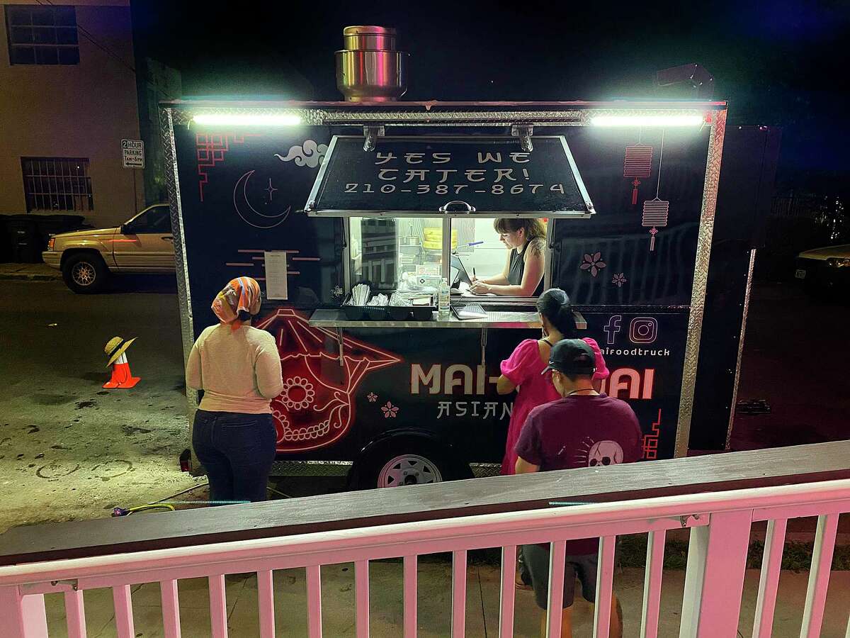 MaiOMai food truck fuses Mexican, Asian flavors with San Antonio soul