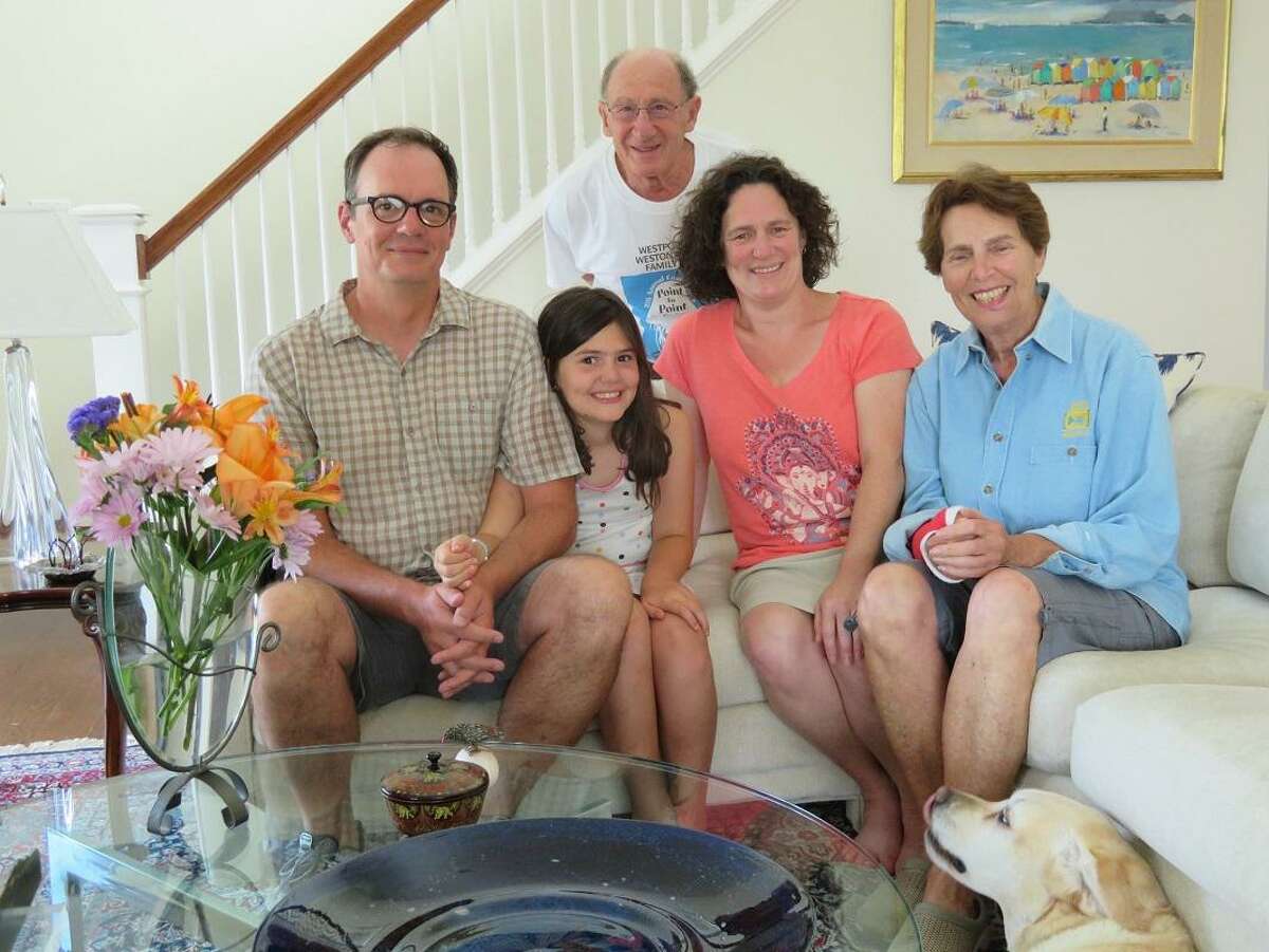 From left, Kurt Mundorff, his daughter, Sarah Mundorff, Amy Zelson Mundorff, her mother, Myra Zelson, and, in back, her father, Dr. Joseph Zelson.